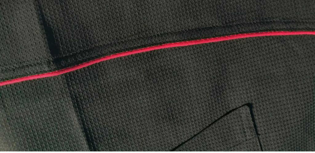 Mathinier - Exemple de tissu nid d'abeilles noir